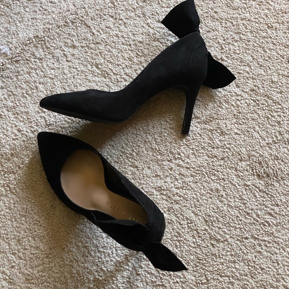 Suede pumps - Picture 2 of 2